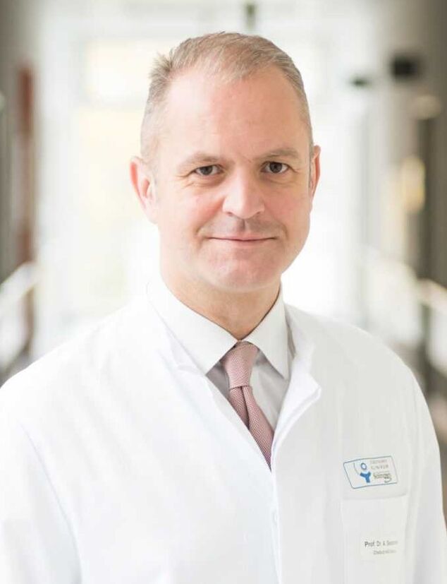 Doctor Orthopedist Michael Martin